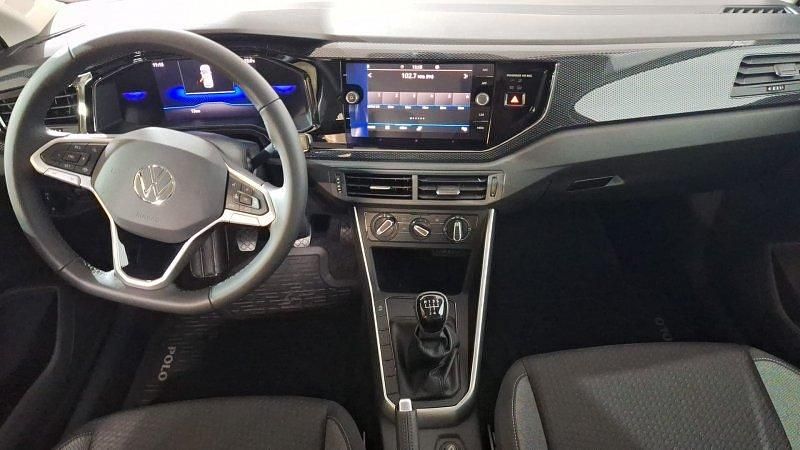 Usado VW Polo 95 CV (69 kW) 2025 Rojo intenso metalizado Utilitario