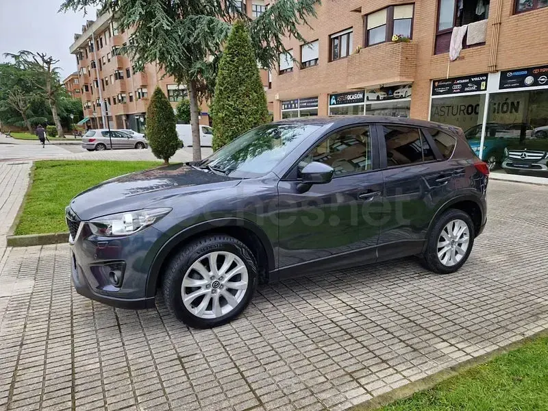 Usado Mazda CX-5 Luxury 175 CV (128 kW) 2012 Gris / plata SUV