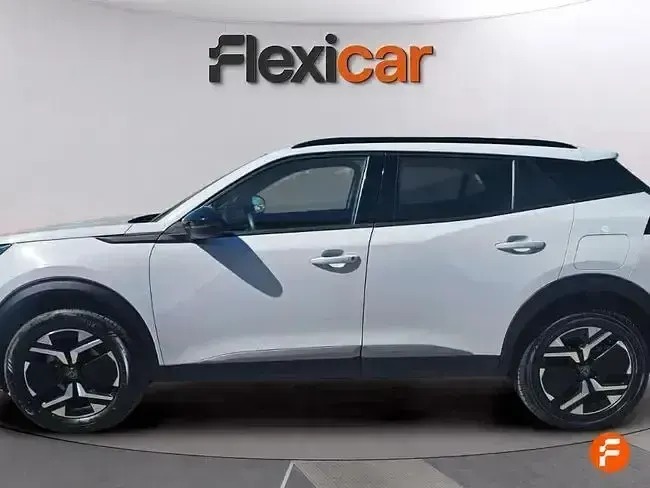 Usado Peugeot 2008 Allure 130 CV (95 kW) 2024 Blanco SUV
