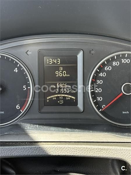 Gris / plata Usado 2014 VW T5 Pro Van | 21.900 € (Un poco caro) - Imagen 1/4
