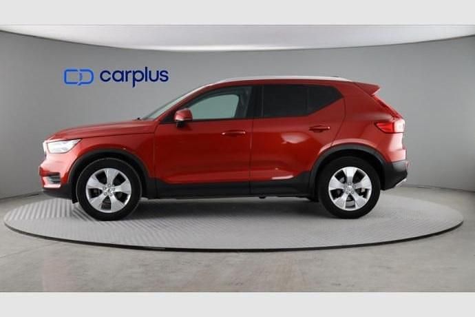 Usado Volvo XC40 Momentum 163 CV (119 kW) 2020 Rojo SUV