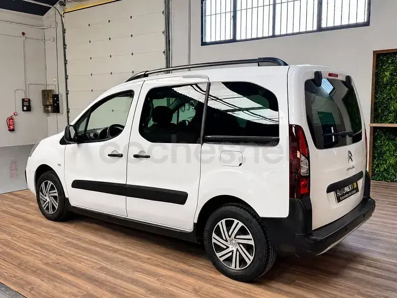 Usado Citroën Berlingo Shine 100 CV (73 kW) 2018 Blanco Monovolumen