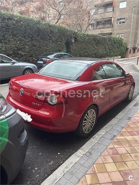 Usado VW Eos 140 CV (102 kW) 2008 Rojo Descapotable