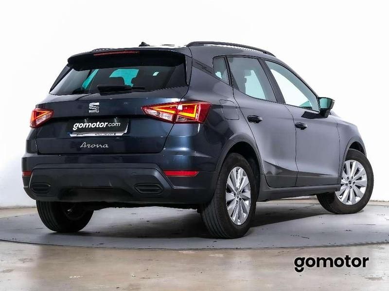 Usado Seat Arona Style 95 CV (69 kW) 2025 Gris SUV