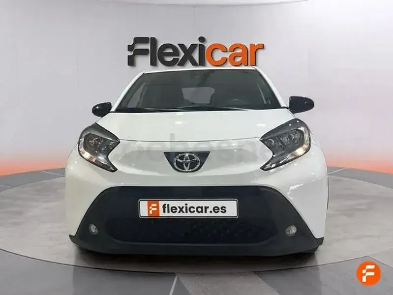 Usado Toyota Aygo X 72 CV (52 kW) 2024 Blanco SUV