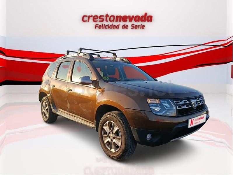 Usado Dacia Duster Lauréate 109 CV (80 kW) 2015 Marrón SUV