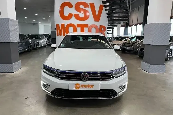 Usado VW Passat GTE 218 CV (160 kW) 2017 Blanco Familiar
