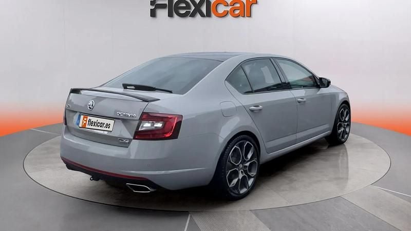 Usado Skoda Octavia RS 230 HP (169 kW) 2017 Cinzento Citadino