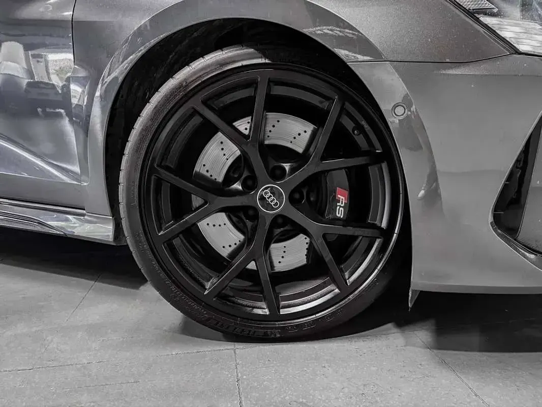 Usado Audi RS3 Sportback Performance 400 CV (294 kW) 2022 Gris Utilitario