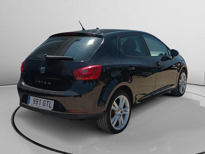 Usado Seat Ibiza 86 CV (63 kW) 2010 Negro Utilitario