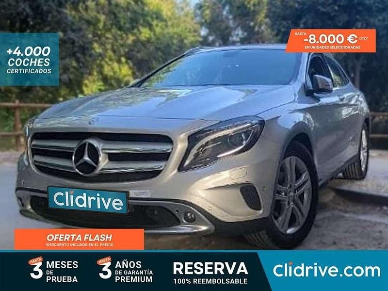 Usado Mercedes GLA200 Style 136 CV (100 kW) 2015 Gris SUV