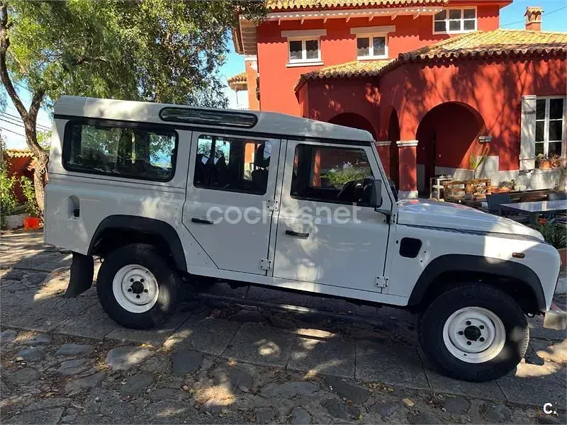 Usado Land Rover Defender SE 122 CV (89 kW) 2015 Blanco Familiar