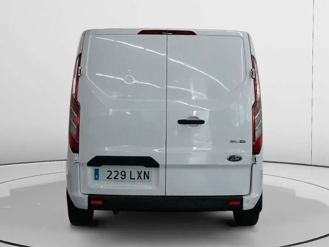 Usado Ford Transit Custom Trend 131 CV (96 kW) 2022 Blanco Van