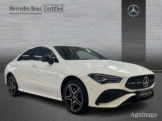 Usado Mercedes CLA250e AMG line 218 CV (160 kW) 2025 Blanco polar Berlina