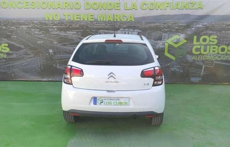 Usado Citroën C3 Attraction 68 HP (50 kW) 2013 Branco Citadino
