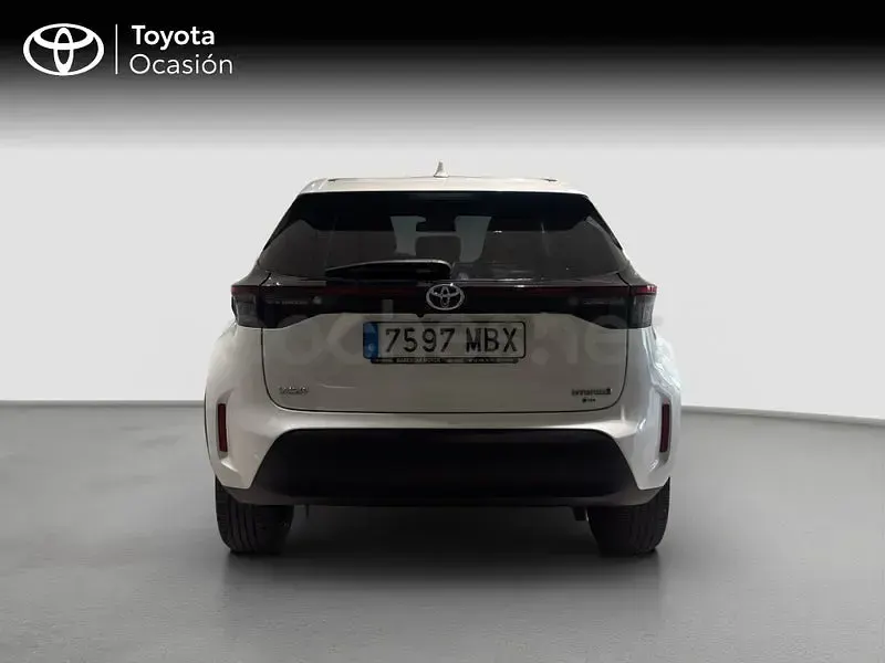 Usado Toyota Yaris Cross Style 116 CV (85 kW) 2022 Blanco SUV