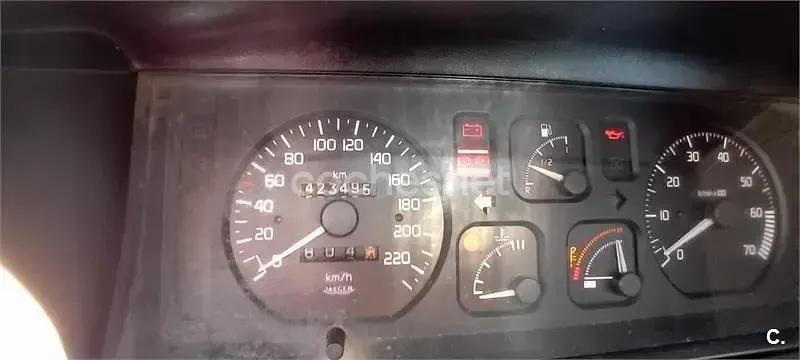 Usado Renault R9 80 CV (58 kW) 1995 Blanco Berlina