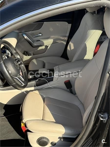 Occasion Mercedes CLA200 Shooting Brake 136 PK (100 kW) 2019 Zwart Stationwagen