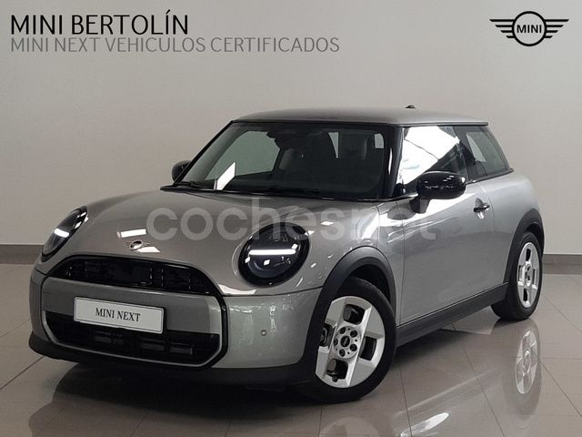 Gris / plata Usado 2024 Mini Cooper Utilitario | 29.590 € (Caro) - Imagen 1/4