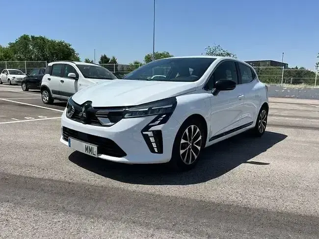 Usado Mitsubishi Colt 91 CV (66 kW) 2023 Blanco Utilitario