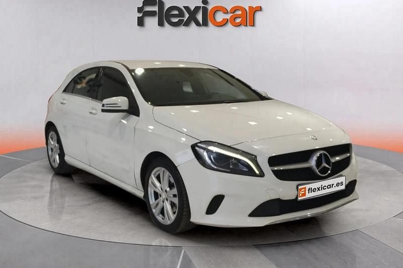 Blanco Usado 2016 Mercedes A200 Urban Berlina | 13.990 € (Super precio) - Imagen 1/4