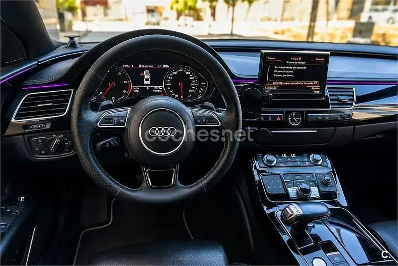 Usado Audi A8 250 CV (183 kW) 2012 Negro Berlina