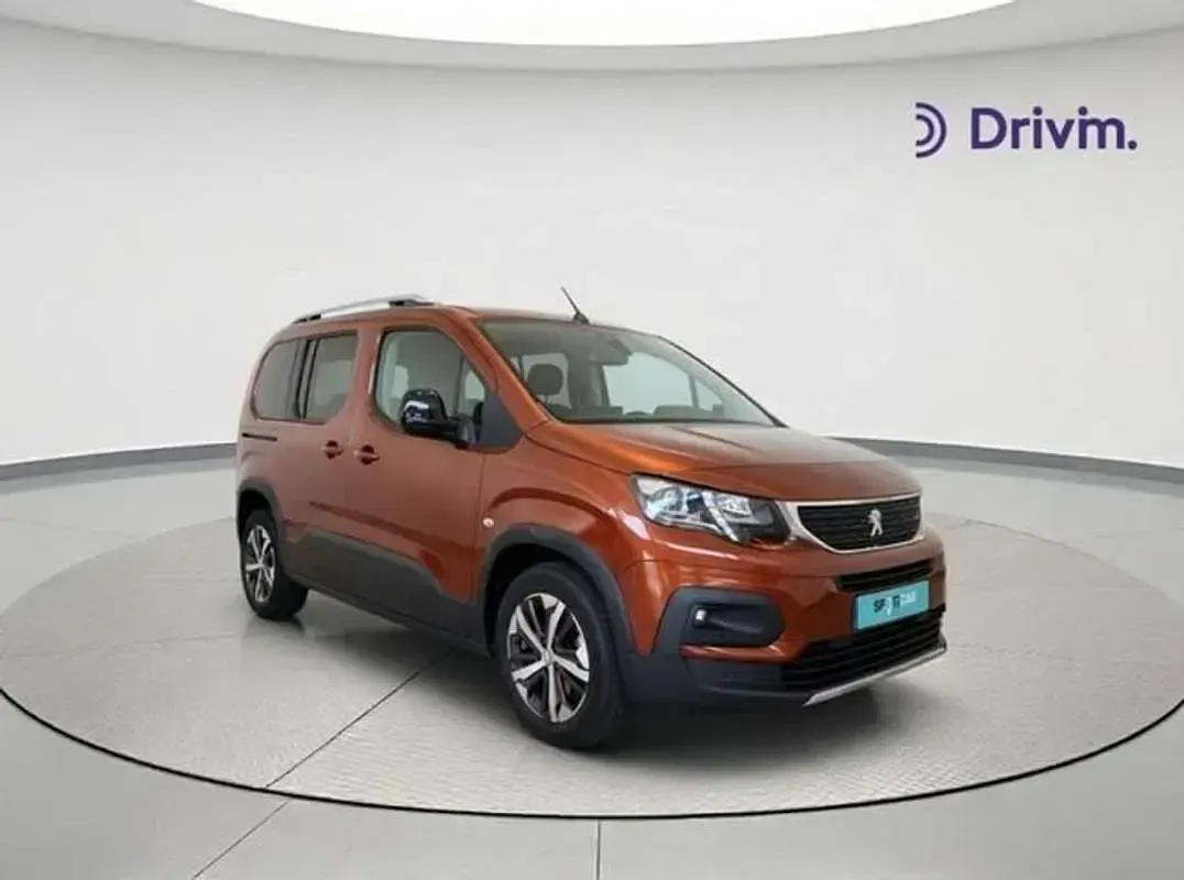 Usado Peugeot Rifter Allure 131 CV (96 kW) 2021 Blanco Monovolumen