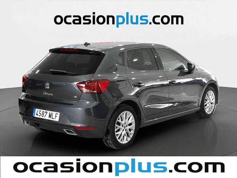 Usado Seat Ibiza FR 110 CV (80 kW) 2023 Gris Utilitario