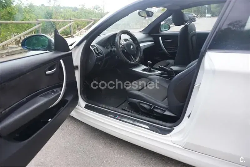 Usado BMW 118 143 CV (105 kW) 2007 Blanco Utilitario