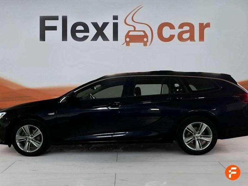 Usado Opel Insignia Selective 136 CV (100 kW) 2018 Negro Familiar
