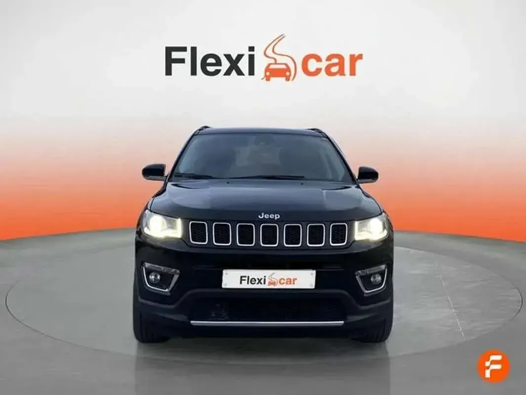 Usado Jeep Compass Limited 190 CV (139 kW) 2021 Negro SUV