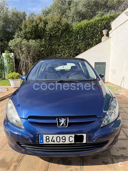 Usado Peugeot 307 110 CV (80 kW) 2004 Azul Berlina