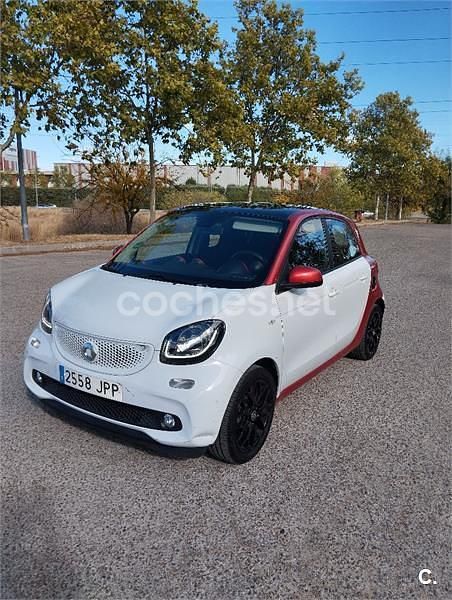 Blanco Usado 2016 Smart ForFour Passion Utilitario | 9100 € (Precio justo) - Imagen 1/4