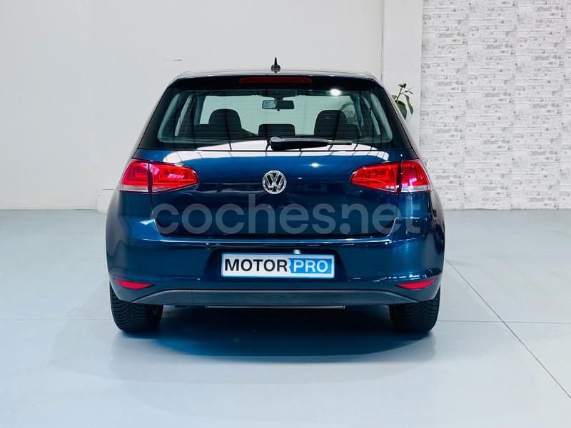 Usado VW Golf VII Edition 105 CV (77 kW) 2014 Azul Berlina