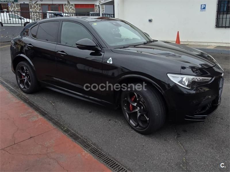 Usado Alfa Romeo Stelvio 510 CV (375 kW) 2020 Negro SUV