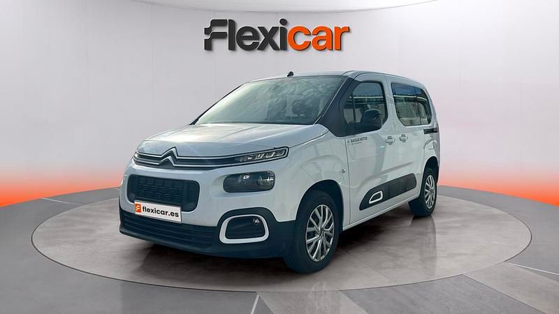Usado Citroën Berlingo Feel 102 CV (75 kW) 2023 Blanco Monovolumen