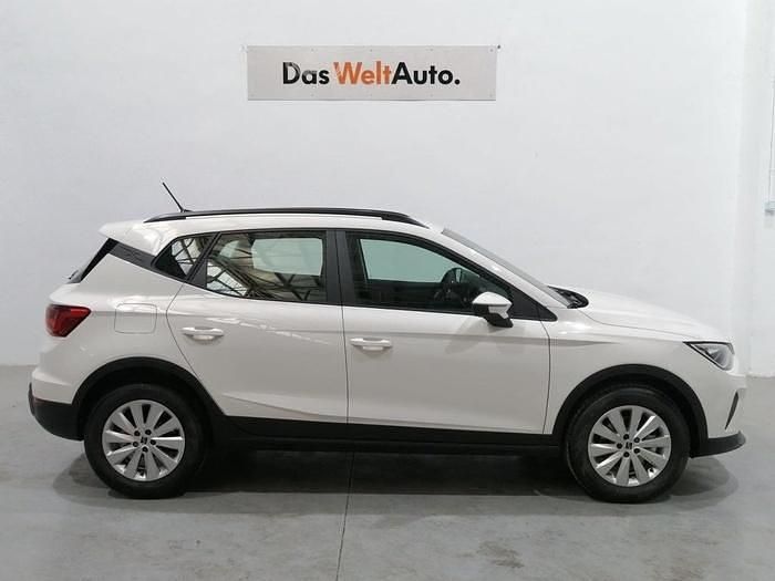 Usado Seat Arona Style 95 CV (69 kW) 2025 Blanco SUV