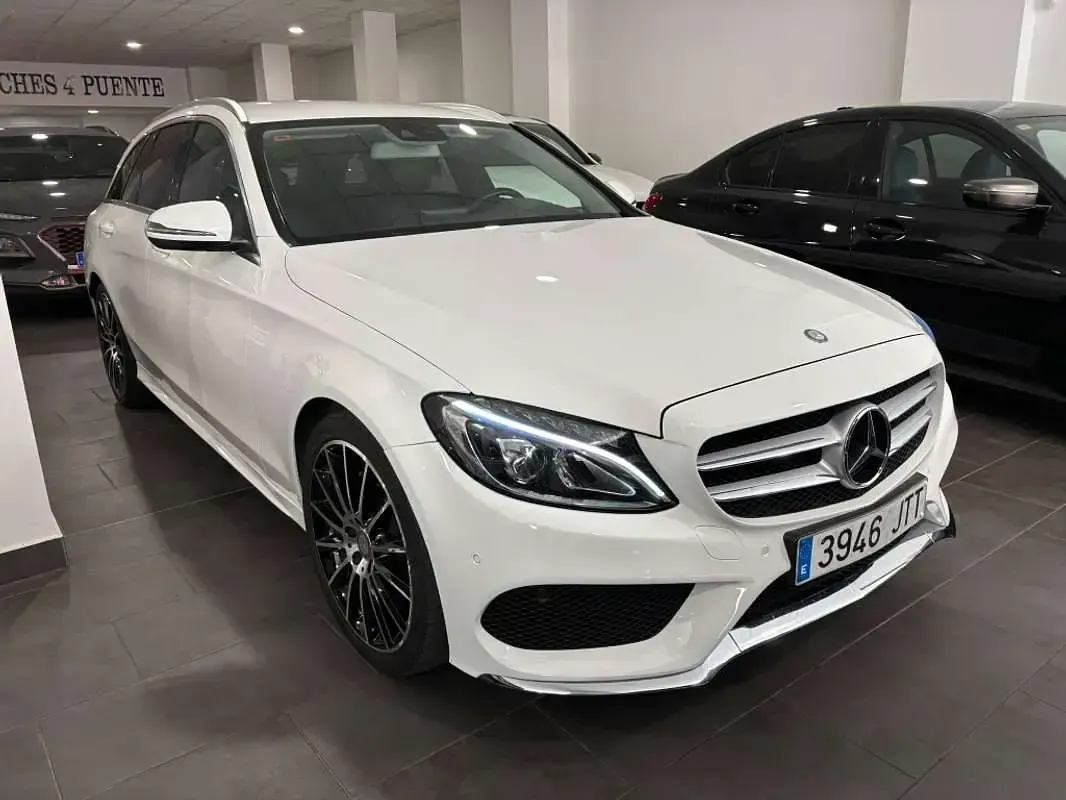 Usado Mercedes C220 170 CV (125 kW) 2016 Blanco Familiar