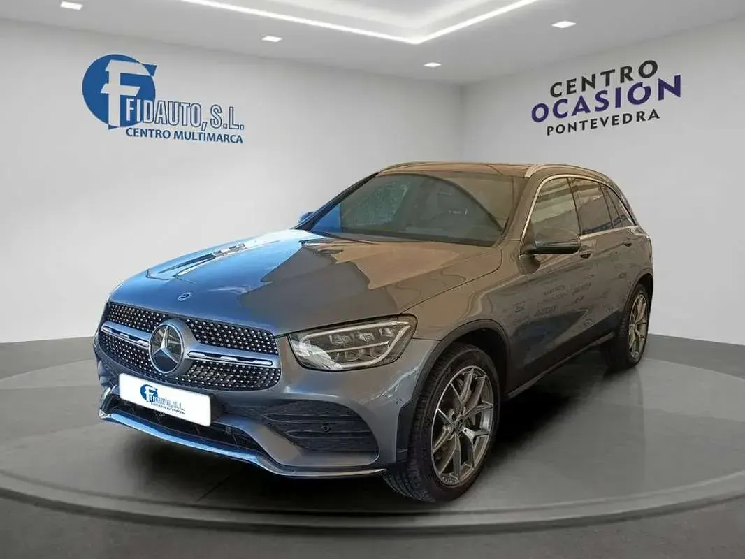 Usado Mercedes GLC350 320 CV (235 kW) 2021 Gris SUV