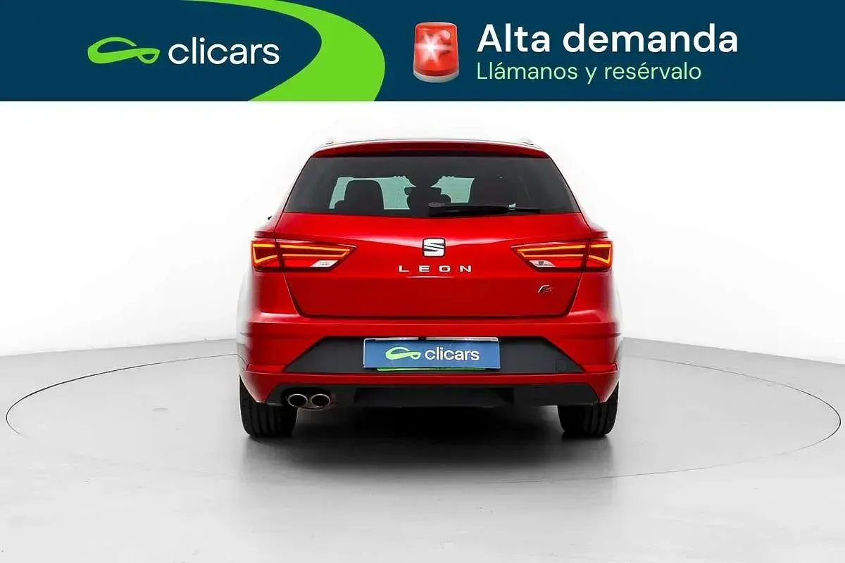 Usado Seat Leon FR 150 CV (110 kW) 2020 Rojo Utilitario