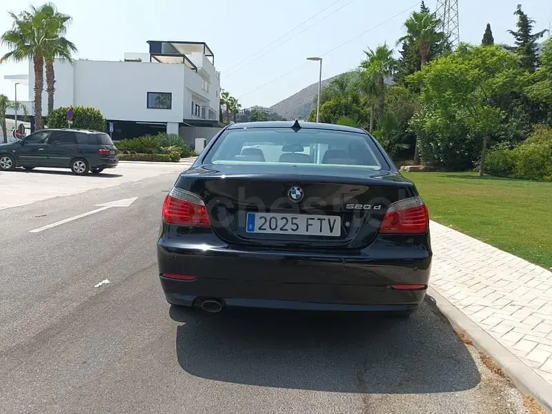 Usado BMW 520 Comfort Edition 163 CV (119 kW) 2007 Negro Berlina