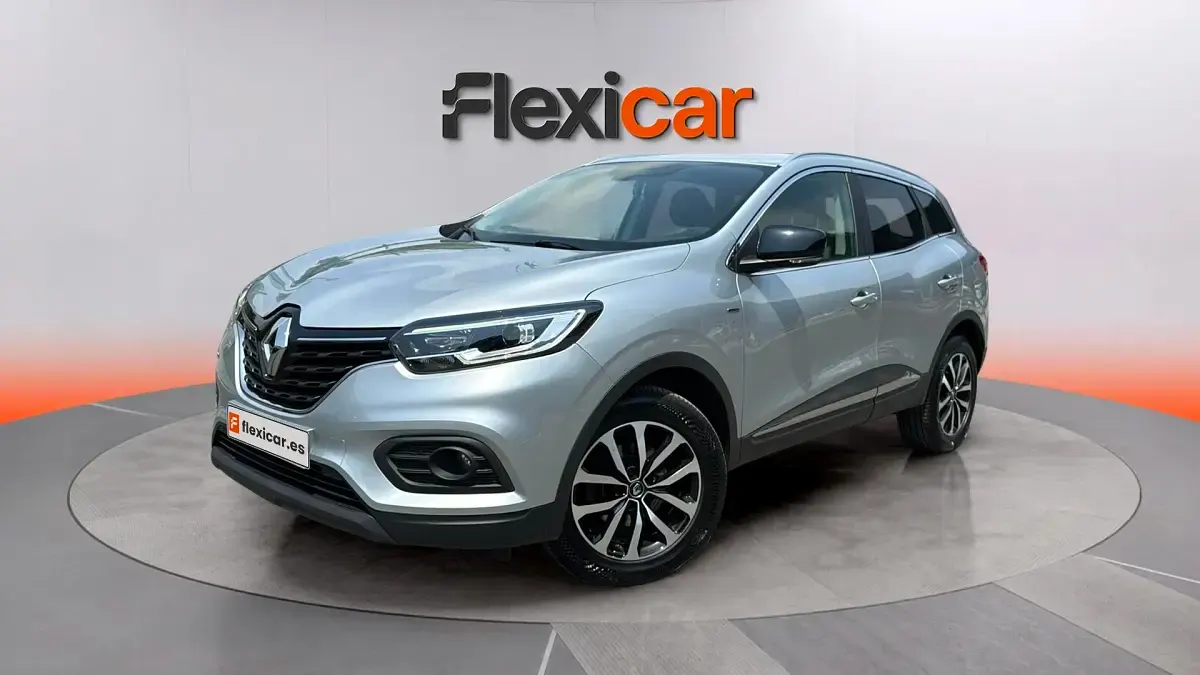 Usado Renault Kadjar Equilibre 140 CV (102 kW) 2022 Gris SUV