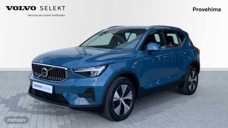 Azul Usado 2023 Volvo XC40 Core SUV | 38.900 € - Imagen 1/4