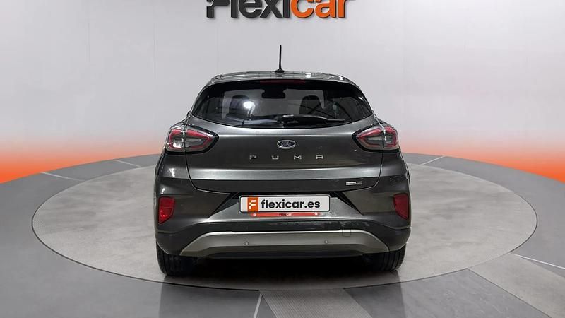 Usado Ford Puma Titanium 155 CV (114 kW) 2020 Gris SUV