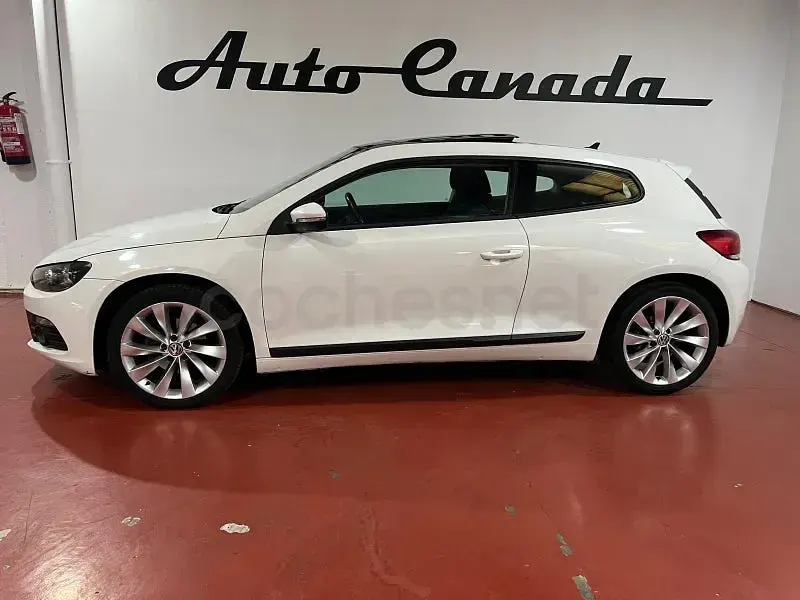 Usado VW Scirocco 140 CV (102 kW) 2012 Blanco Coupe