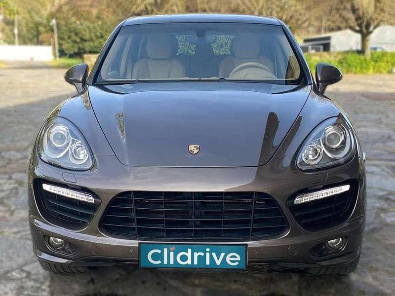 Usado Porsche Cayenne 400 CV (294 kW) 2011 Marrón SUV