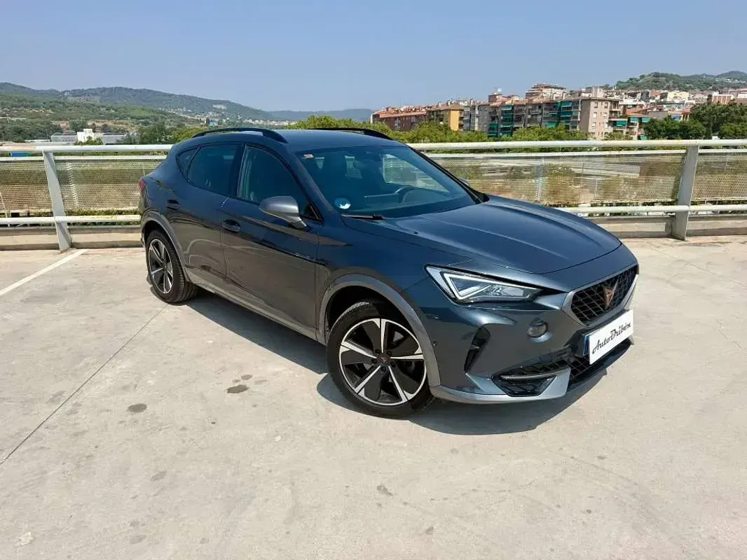 Usado Cupra Formentor 204 CV (150 kW) 2022 Gris SUV