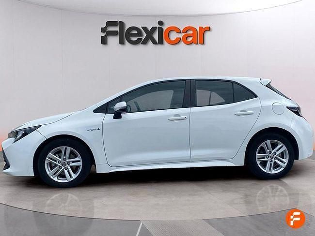 Usado Toyota Corolla Active 122 CV (89 kW) 2021 Blanco Berlina