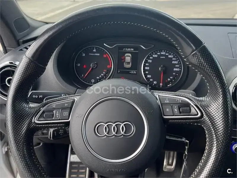 Usado Audi A3 Attraction 150 CV (110 kW) 2015 Blanco Berlina