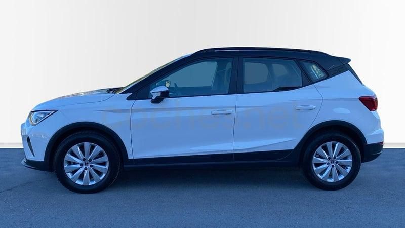 Usado Seat Arona Style 110 CV (80 kW) 2021 Blanco SUV